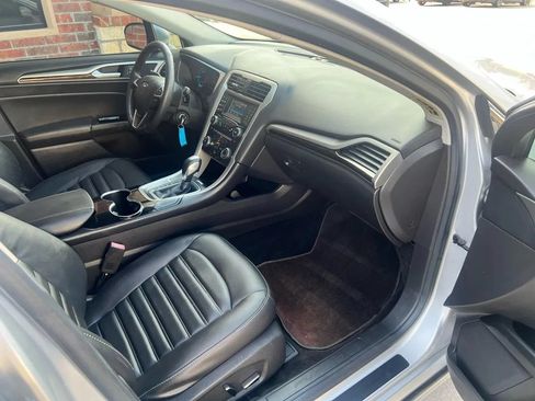 Used 2014 Ford Fusion SE w/ Equipment Group 202A FWD image 36