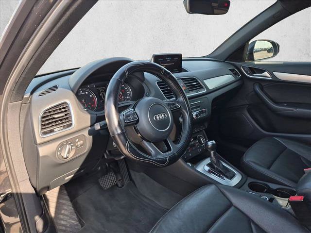 Used 2018 Audi Q3 2.0T Premium w/ Convenience Package FWD image 8