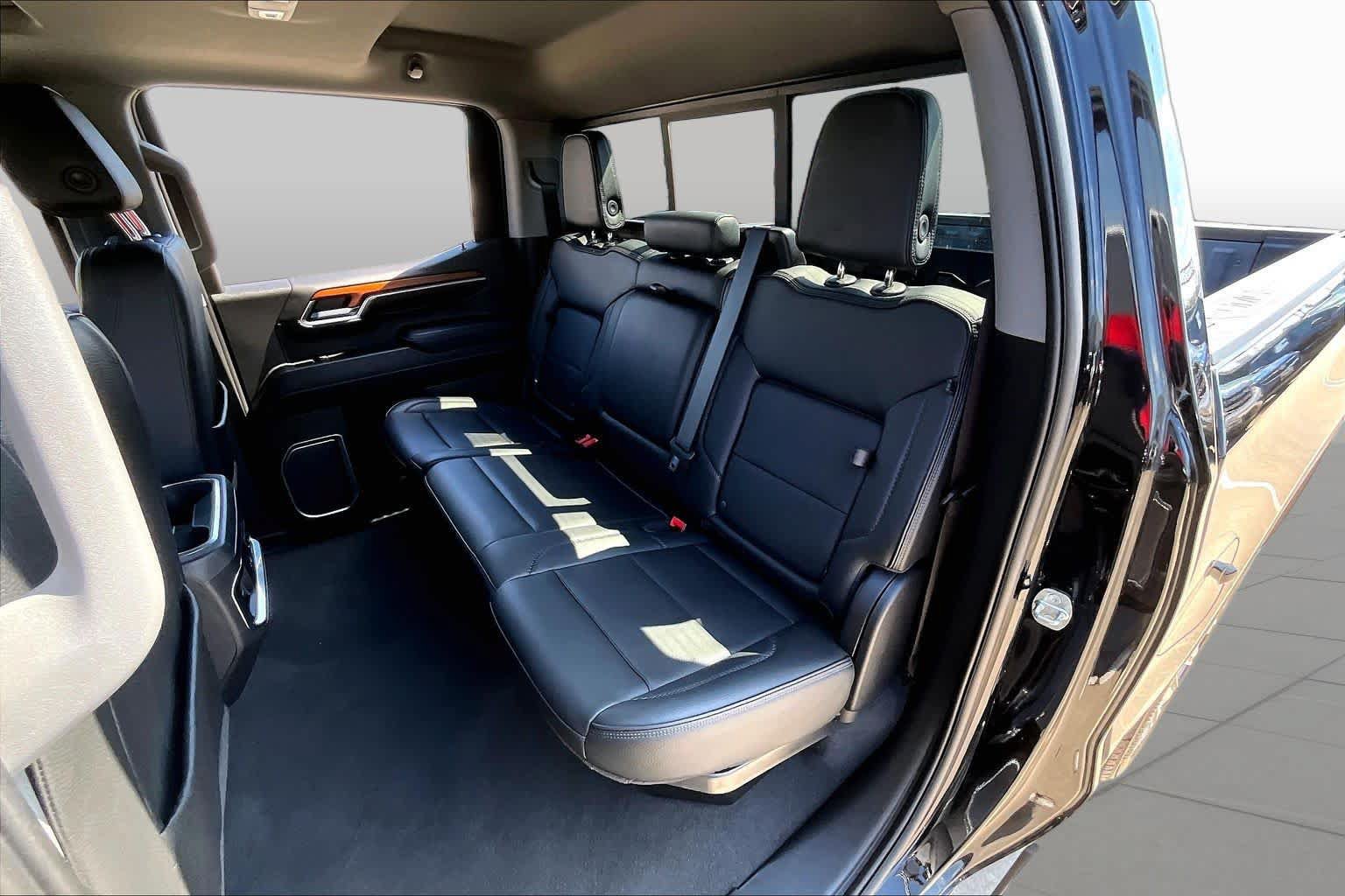Used 2022 GMC Sierra 1500 Denali w/ Denali Reserve Package RWD image 21