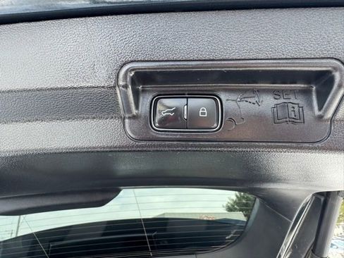 Used 2022 Ford Explorer ST w/ Equipment Group 401A image 16