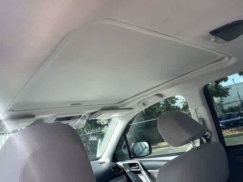 Used 2018 Subaru Forester 2.5i Premium AWD/4WD image 17