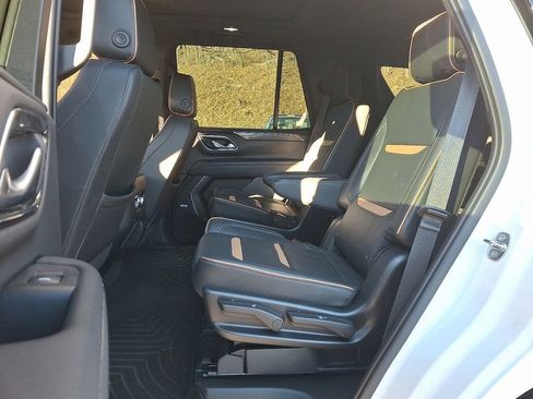 Used 2022 GMC Yukon AT4 image 10