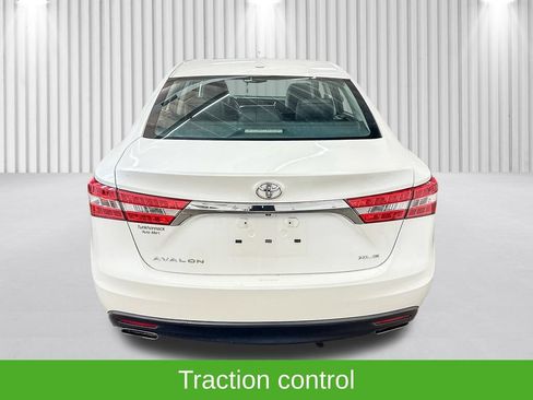 Used 2014 Toyota Avalon XLE Touring FWD image 9
