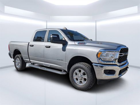 Used 2024 RAM 2500 Big Horn image 1