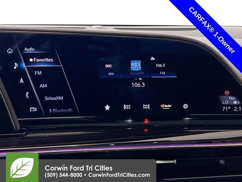 Used 2022 Cadillac Escalade ESV Premium Luxury AWD/4WD image 23