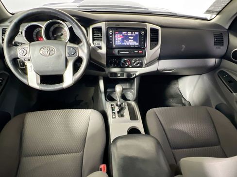 Used 2015 Toyota Tacoma PreRunner w/ SR5 Package image 29