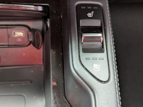 Used 2022 Kia Telluride EX w/ EX Premium Package AWD/4WD image 30