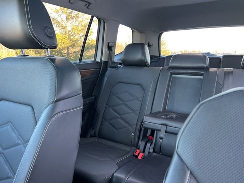 Used 2024 Volkswagen Atlas SE image 26