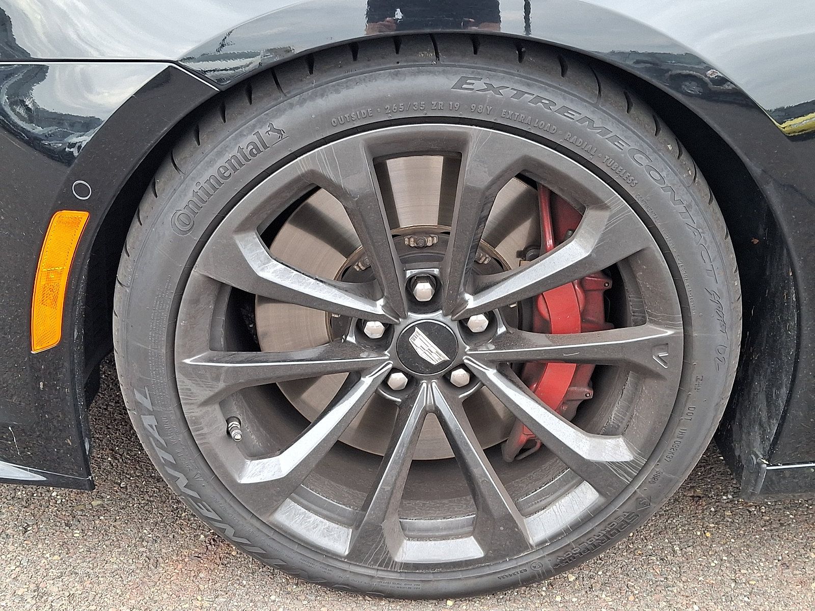 Used 2019 Cadillac CTS V w/ Luxury Package RWD image 8