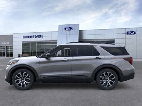 New 2026 Ford Explorer ST-Line RWD image 3