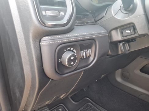 Used 2026 RAM 3500 Limited AWD/4WD image 14