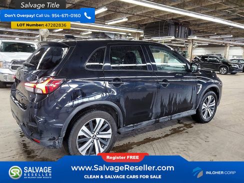 Used 2021 Mitsubishi Outlander Sport SE image 4
