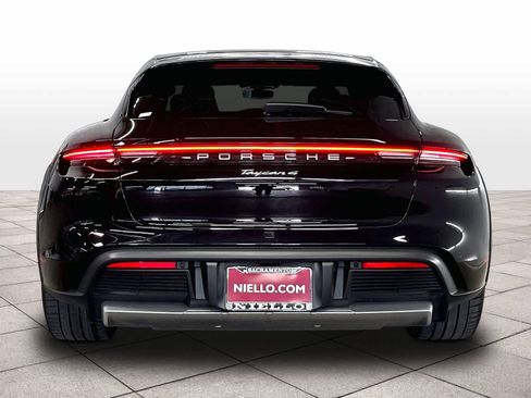 Used 2022 Porsche Taycan 4 Cross Turismo AWD/4WD image 8