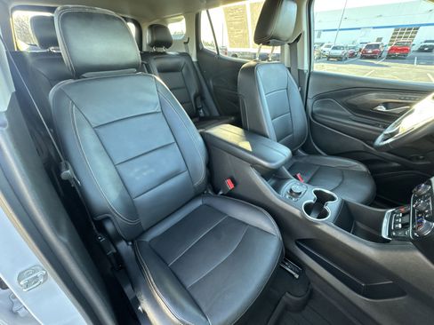 Certified 2021 GMC Terrain SLT image 25