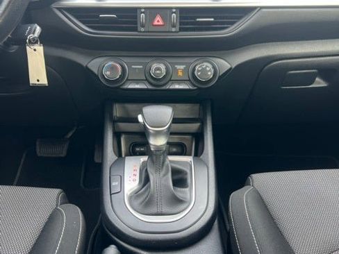 Used 2024 Kia Forte LXS image 10