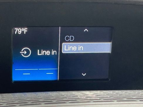 Used 2018 Ford Transit 350 XLT image 34