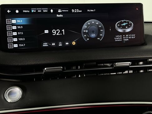 Used 2022 Genesis GV70 2.5T w/ Advanced Package image 19