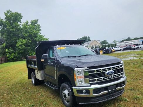 Used 2023 Ford F350 XL w/ Snow Plow Prep Package AWD/4WD image 1