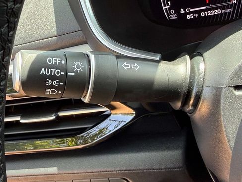 Certified 2025 Acura MDX FWD w/ Technology Package image 30
