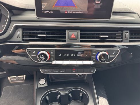 Used 2018 Audi A4 2.0T Premium Plus w/ Premium Plus Package AWD/4WD image 25