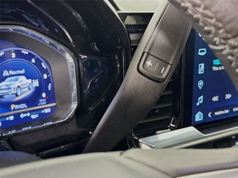 Used 2022 Chevrolet Silverado 1500 LT image 17