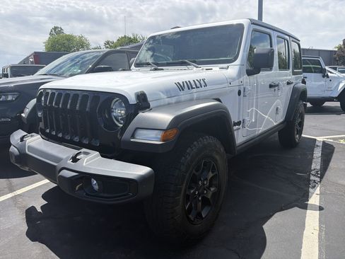 Used 2022 Jeep Wrangler Unlimited Sport AWD/4WD image 3