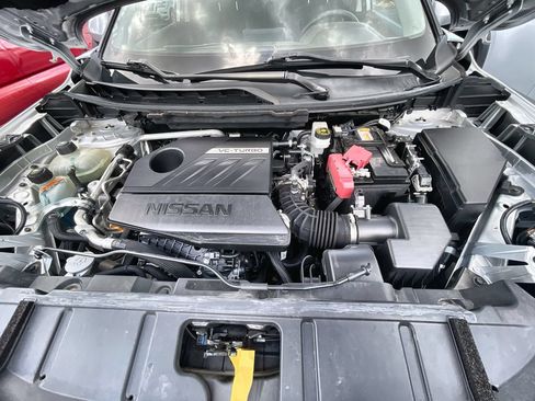 Used 2022 Nissan Rogue SV w/ SV Premium Package FWD image 29
