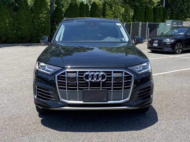 Certified 2022 Audi Q7 3.0T Premium Plus AWD/4WD image 2