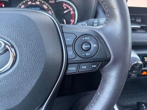 Used 2023 Toyota RAV4 XLE Premium AWD/4WD image 24
