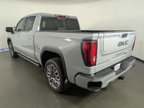 Used 2025 GMC Sierra 1500 Denali Ultimate image 6
