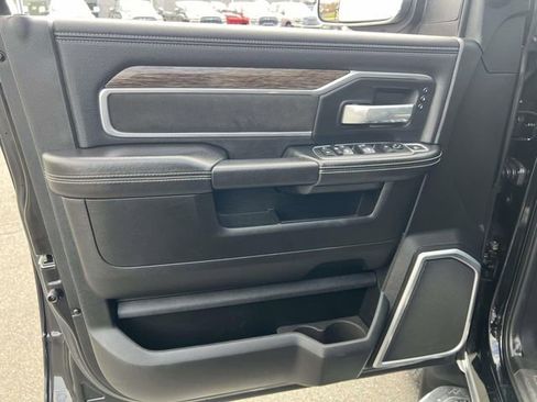 Used 2020 RAM 2500 Laramie AWD/4WD image 12