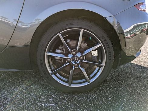 Used 2019 MAZDA MX-5 Miata RF Grand Touring w/ GT-S Package image 14