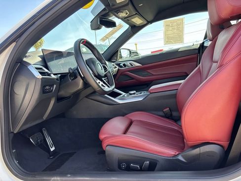 Used 2025 BMW M440i Convertible w/ Premium Package RWD image 12