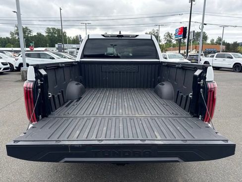 Used 2024 Toyota Tundra Limited w/ TRD Off-Road Package AWD/4WD image 15
