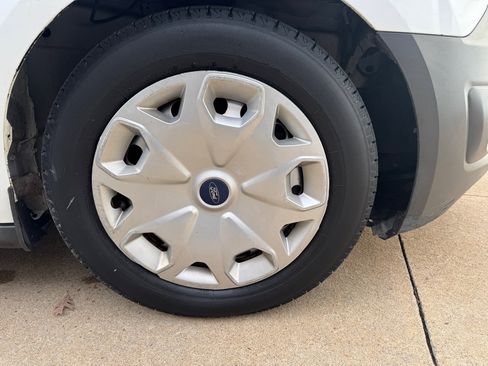 Used 2015 Ford Transit Connect XL image 34