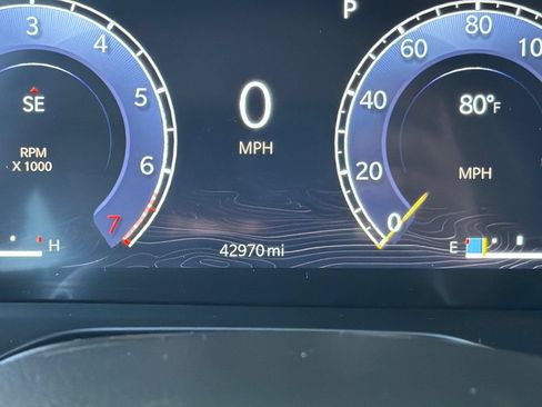 Used 2023 Jeep Grand Cherokee L Limited AWD/4WD image 27