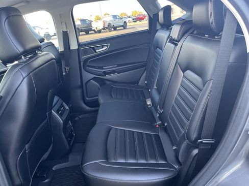 Used 2024 Ford Edge SEL w/ Convenience Package image 12