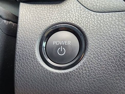 Used 2026 Toyota Camry SE w/ Convenience Package image 15