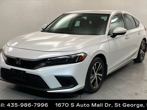 Used 2023 Honda Civic LX image 1