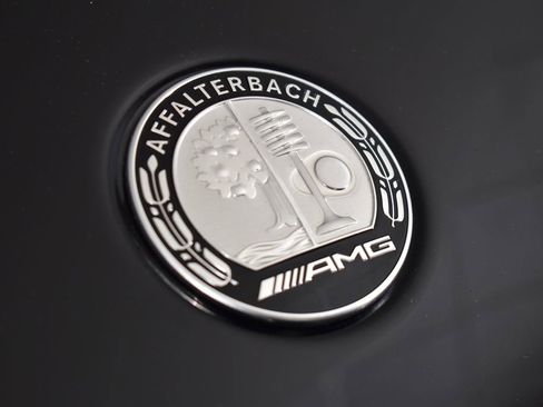 Certified 2025 Mercedes-Benz GLB 35 AMG 4MATIC image 10