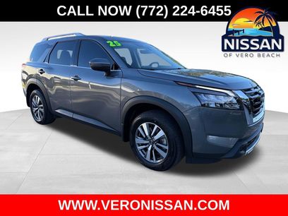 Used 2025 Nissan Pathfinder SL