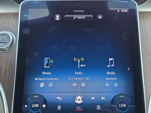 Used 2024 Mercedes-Benz C 300 Sedan image 17