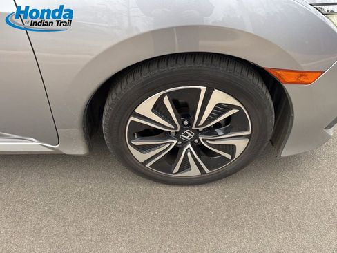 Used 2016 Honda Civic EX-T image 13