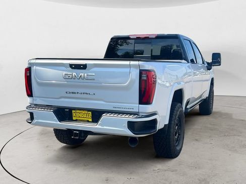 Used 2024 GMC Sierra 3500 Denali w/ Denali Reserve Package AWD/4WD image 5