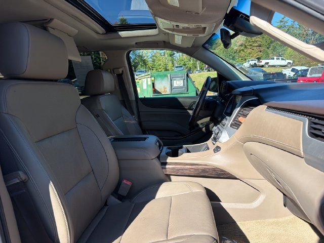 Used 2017 GMC Yukon SLT w/ Premium Edition AWD/4WD image 29