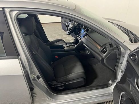 Used 2018 Honda Civic EX image 29
