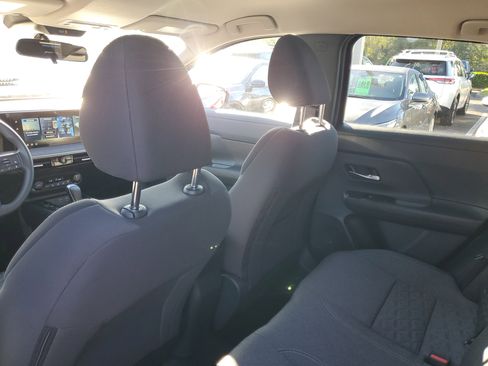 New 2026 Nissan Kicks SV image 11