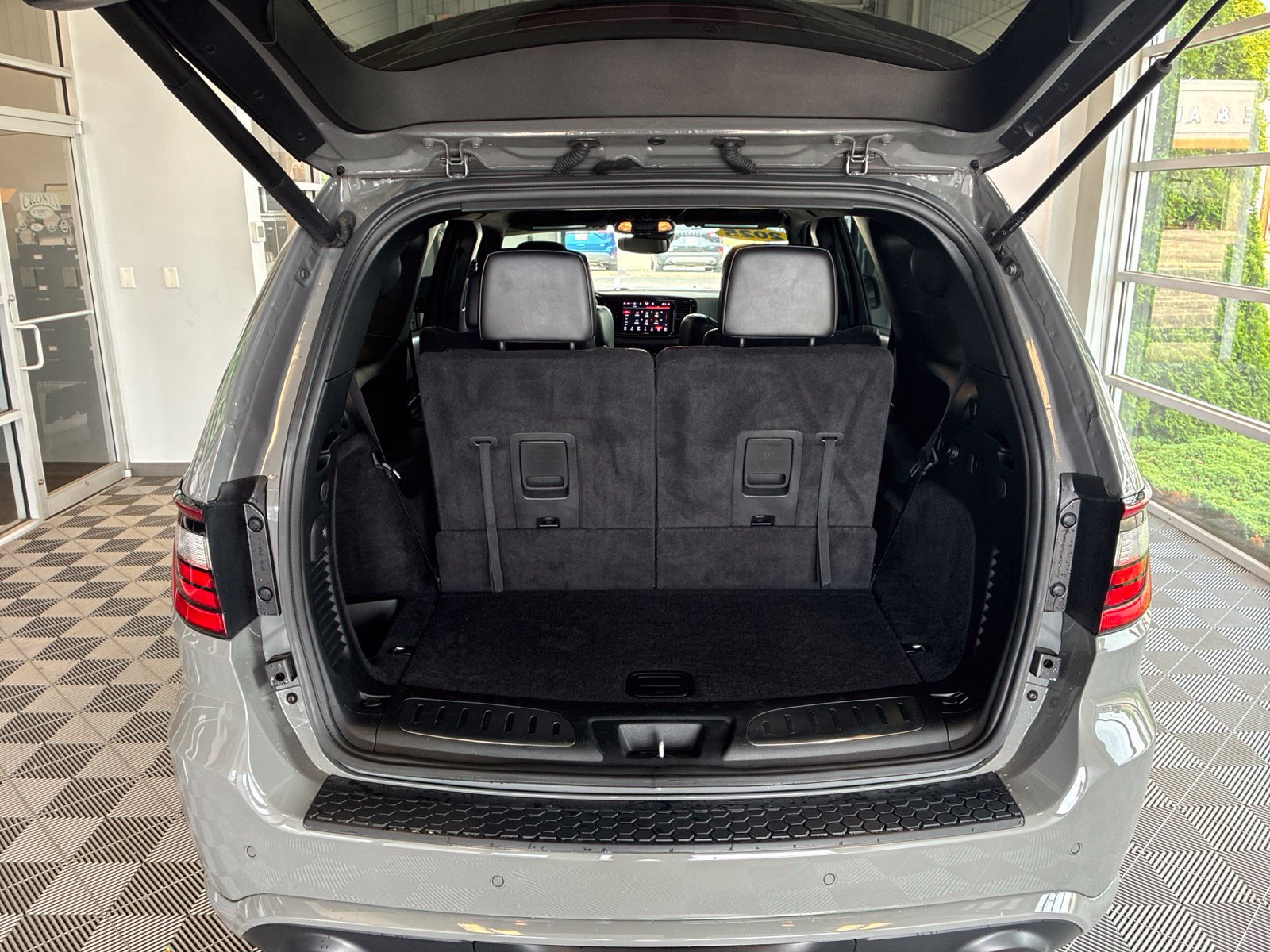 Used 2025 Dodge Durango R/T AWD/4WD image 11