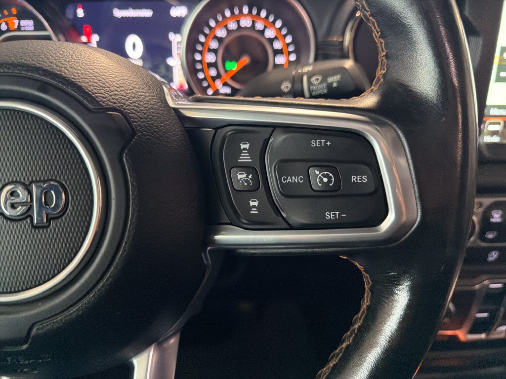 Used 2021 Jeep Gladiator Overland AWD/4WD image 14