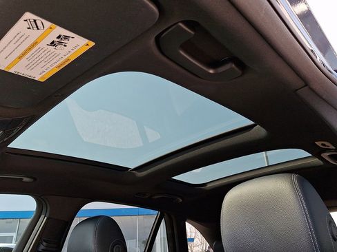 Used 2021 Mercedes-Benz GLC 300 GLC 300 4D Sport Utility image 14